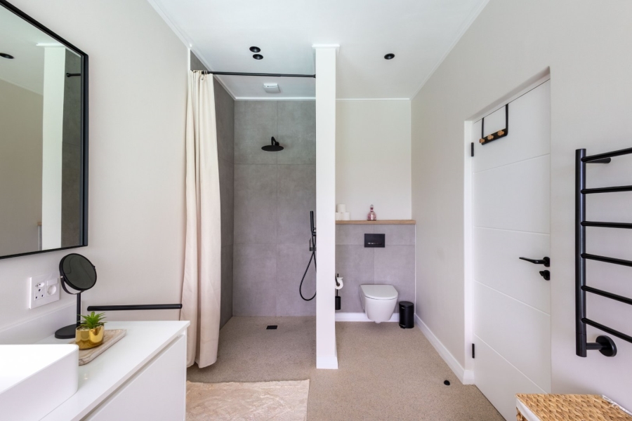 6 Bedroom Property for Sale in Cutty Sark Western Cape